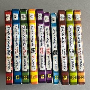 Diary of a wimpy kid, 1-8, 8 hardback, 2 softback, includes do it yourself book